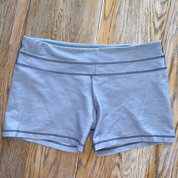 lululemon athletica Pants - LULULEMON ATHLETICA fitness yoga short